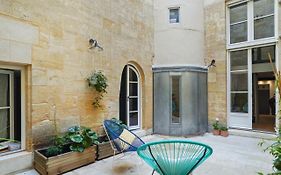 Superb Flat In The Heart Of The Historic District Of Bordeaux - Welkeys
